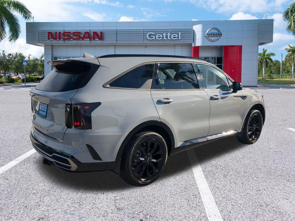 used 2022 Kia Sorento car, priced at $28,991