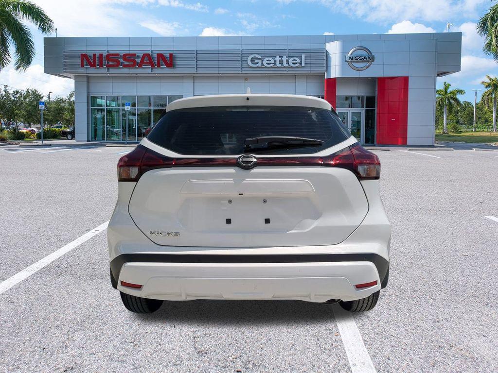 new 2025 Nissan Kicks car, priced at $22,654