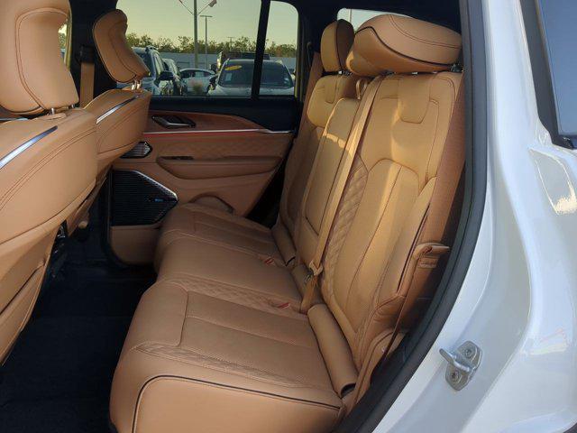 used 2022 Jeep Grand Cherokee car, priced at $41,991