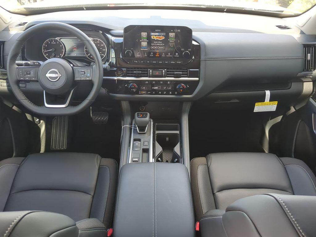 new 2025 Nissan Pathfinder car, priced at $38,999