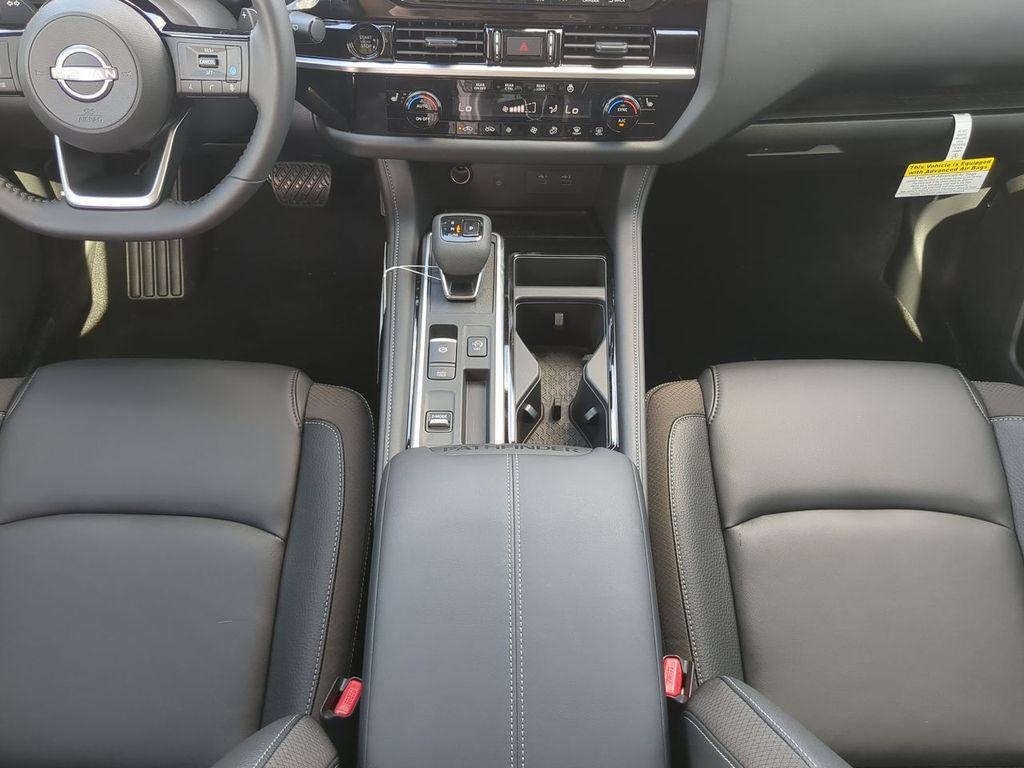 new 2025 Nissan Pathfinder car, priced at $38,999