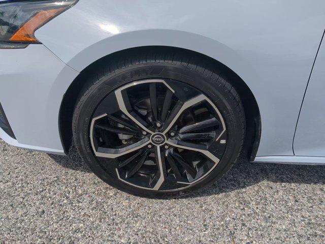 used 2023 Nissan Altima car, priced at $21,999