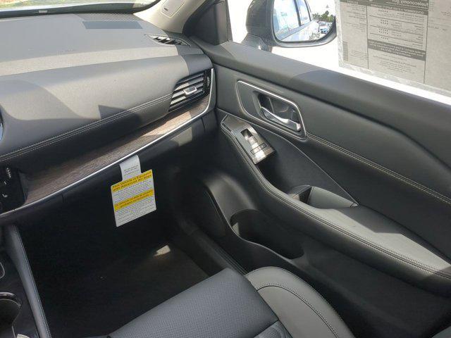 new 2025 Nissan Rogue car, priced at $43,530