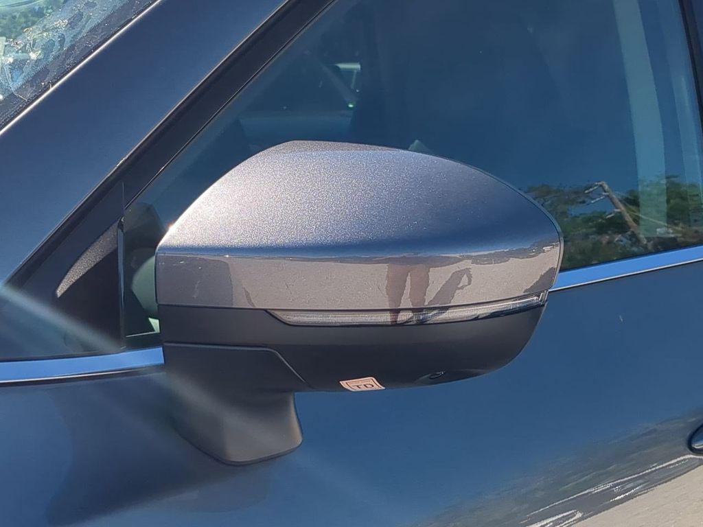 new 2025 Nissan Pathfinder car, priced at $40,020