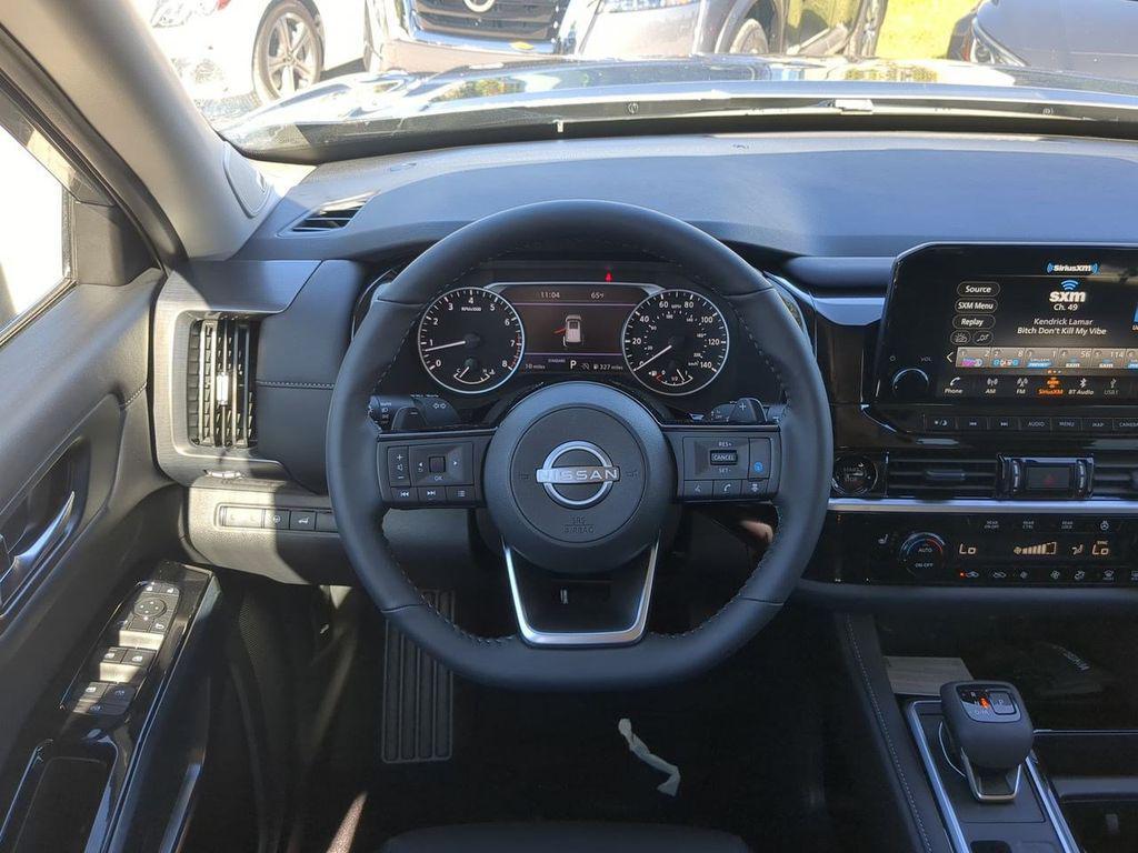 new 2025 Nissan Pathfinder car, priced at $40,020