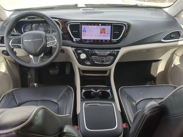 used 2023 Chrysler Pacifica Hybrid car, priced at $25,791
