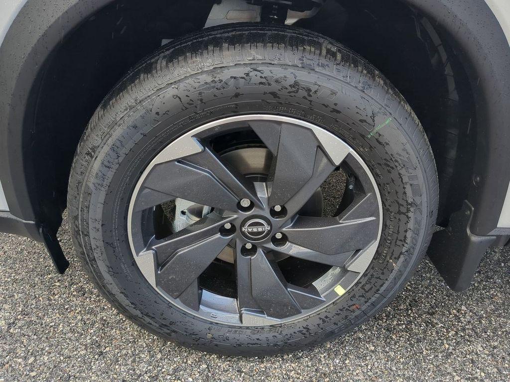 new 2025 Nissan Rogue car, priced at $32,087