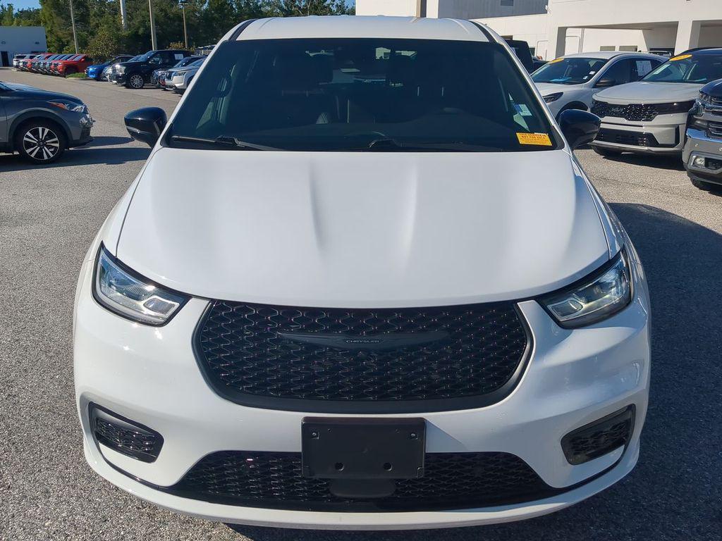 used 2024 Chrysler Pacifica Hybrid car, priced at $30,472