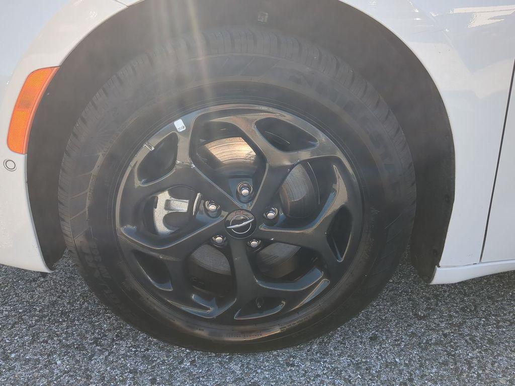 used 2024 Chrysler Pacifica Hybrid car, priced at $30,472