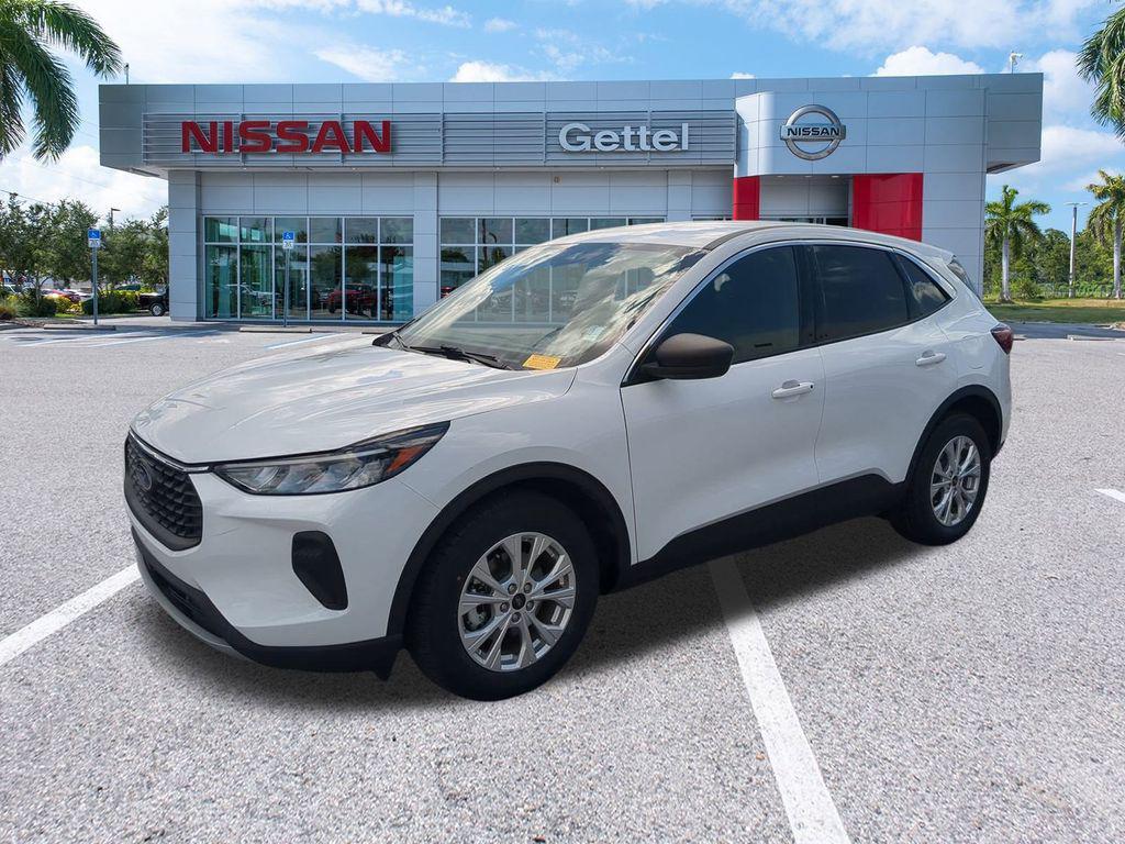 used 2023 Ford Escape car, priced at $22,000