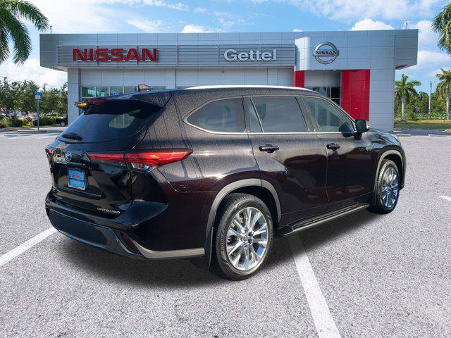 used 2020 Toyota Highlander car, priced at $29,991