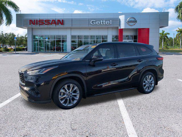 used 2020 Toyota Highlander car, priced at $29,991