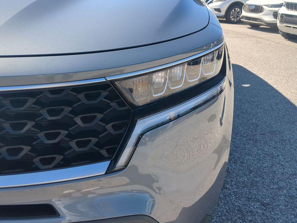 used 2023 Kia Sorento car, priced at $22,291