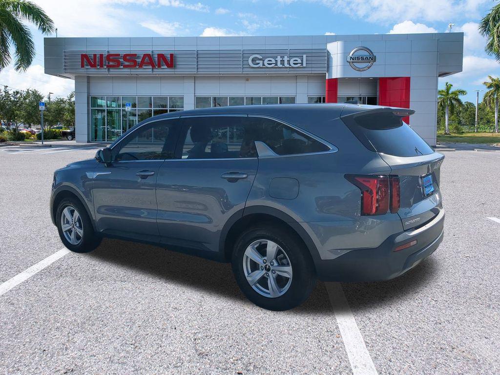 used 2023 Kia Sorento car, priced at $22,291