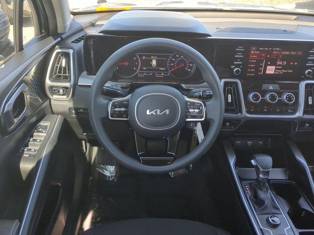used 2023 Kia Sorento car, priced at $22,291