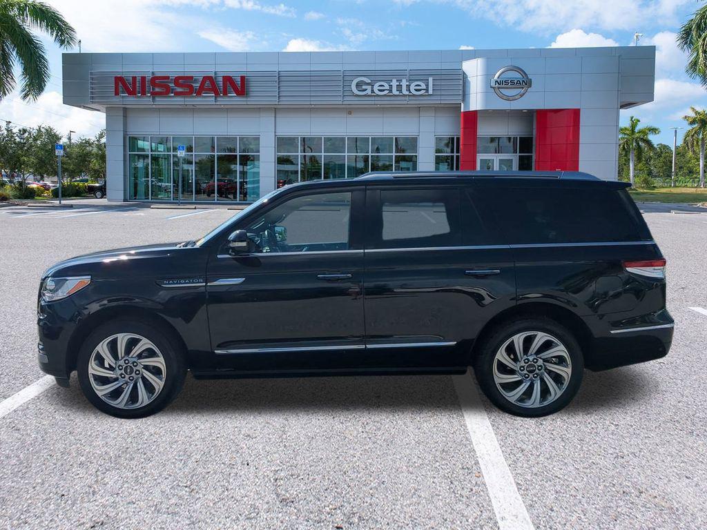 used 2024 Lincoln Navigator car, priced at $57,991