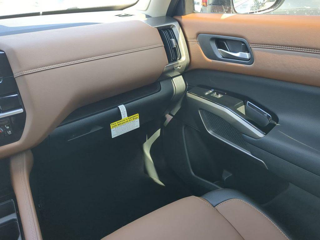 new 2025 Nissan Pathfinder car, priced at $42,878