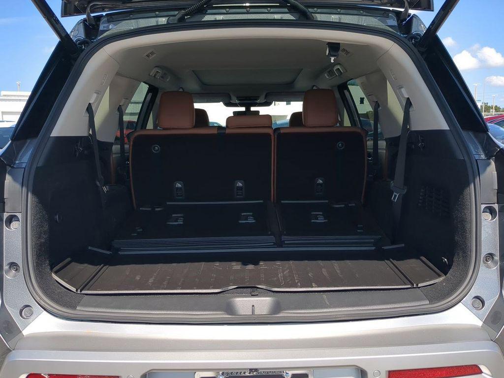 new 2025 Nissan Pathfinder car, priced at $42,878
