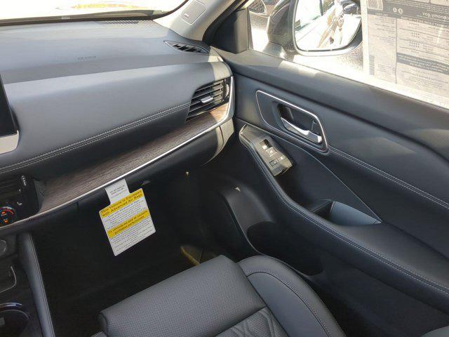 new 2025 Nissan Rogue car, priced at $40,261