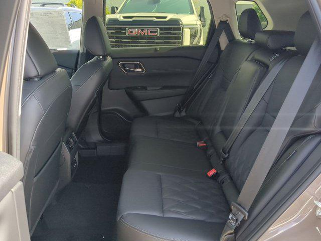 new 2025 Nissan Rogue car, priced at $40,261