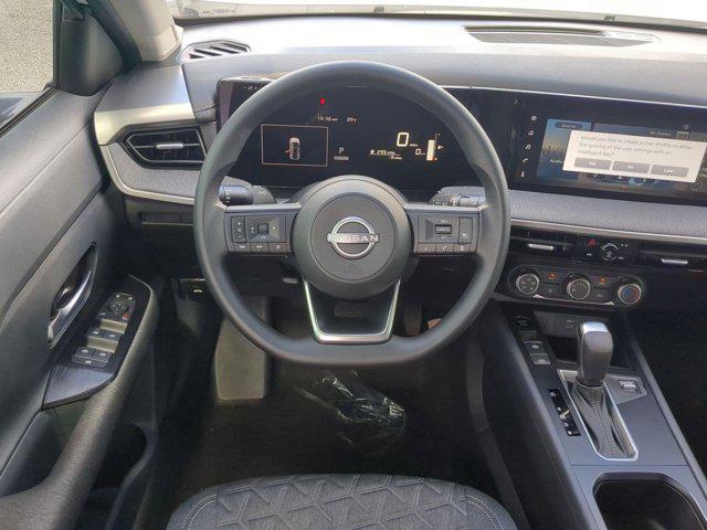 new 2025 Nissan Kicks car, priced at $25,007