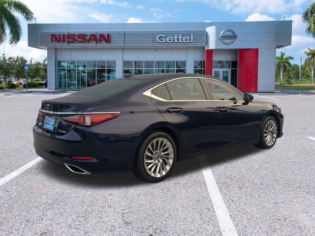 used 2020 Lexus ES 350 car, priced at $32,491