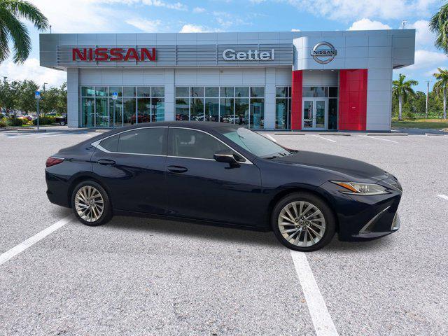 used 2020 Lexus ES 350 car, priced at $32,491