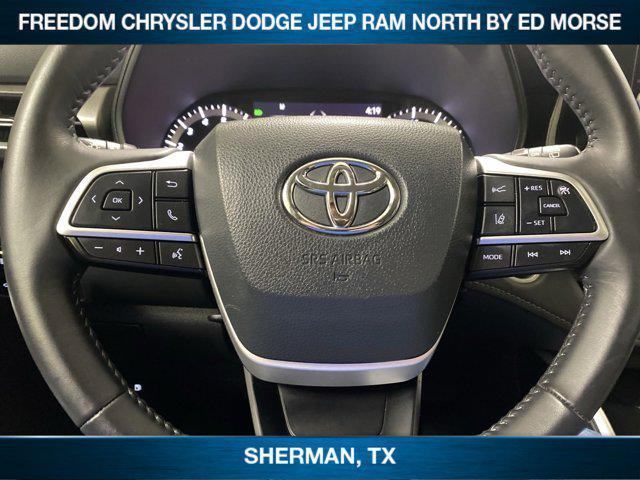 used 2024 Toyota Highlander car, priced at $38,449