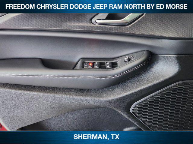 new 2025 Jeep Grand Cherokee car, priced at $37,126