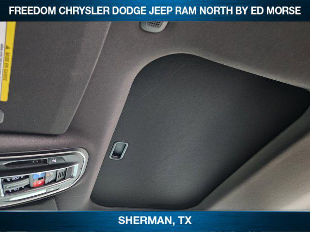 new 2025 Jeep Grand Cherokee car, priced at $37,126