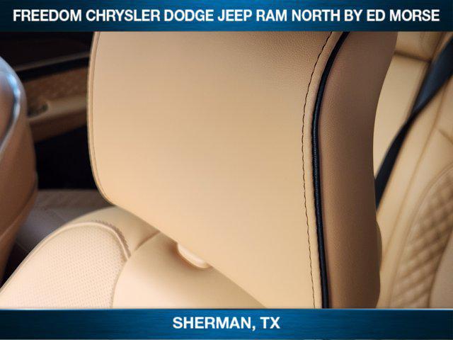new 2025 Jeep Grand Cherokee car, priced at $56,702