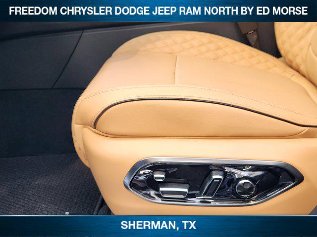 new 2025 Jeep Grand Cherokee car, priced at $56,702