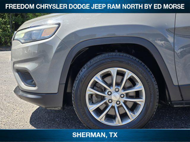 used 2019 Jeep Cherokee car, priced at $13,542