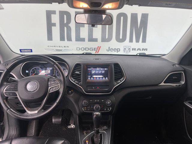 used 2019 Jeep Cherokee car