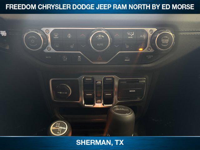 new 2025 Jeep Gladiator car, priced at $45,139