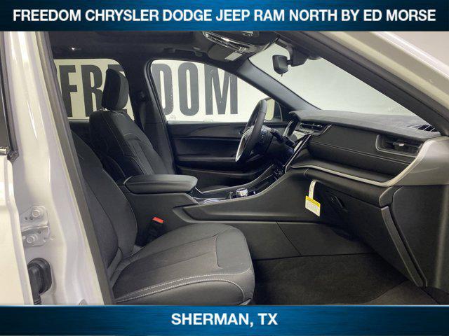 new 2024 Jeep Grand Cherokee car, priced at $38,027