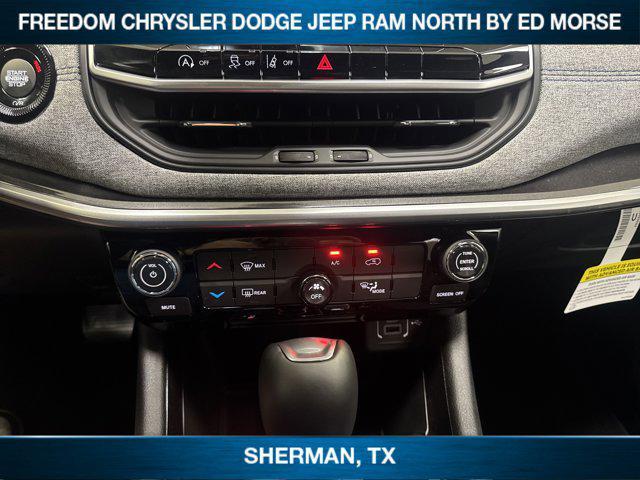 new 2025 Jeep Compass car, priced at $29,862