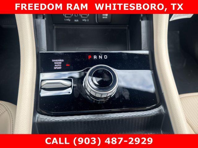 new 2025 Jeep Grand Cherokee car, priced at $50,746