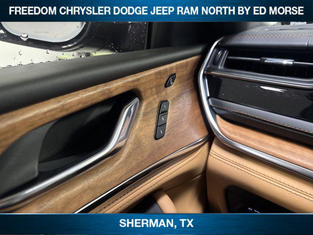 new 2025 Jeep Grand Cherokee car, priced at $68,744