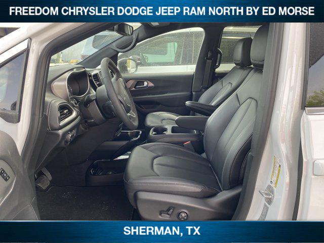 new 2025 Chrysler Pacifica car, priced at $45,600