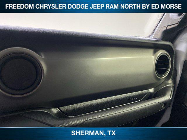 used 2022 Jeep Gladiator car, priced at $29,494