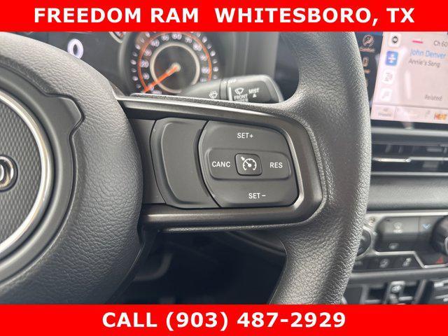 new 2025 Jeep Gladiator car, priced at $39,992