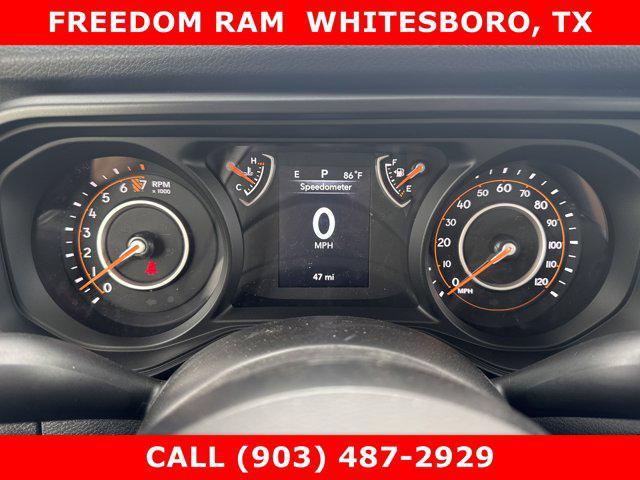 new 2025 Jeep Gladiator car, priced at $39,992