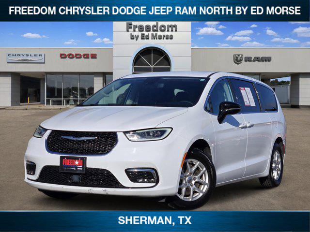 used 2024 Chrysler Pacifica car, priced at $27,491