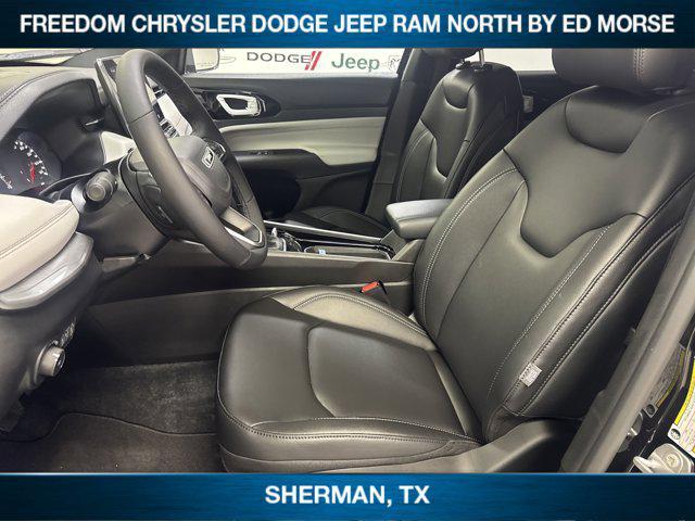new 2025 Jeep Compass car, priced at $33,892