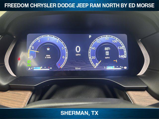 new 2025 Jeep Grand Cherokee car, priced at $58,750