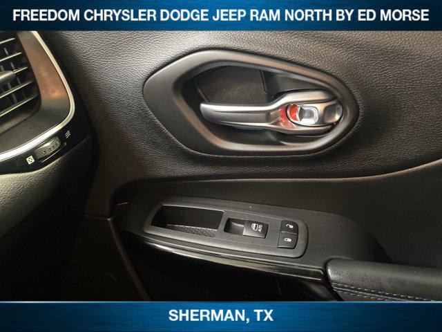 used 2020 Jeep Cherokee car, priced at $19,996