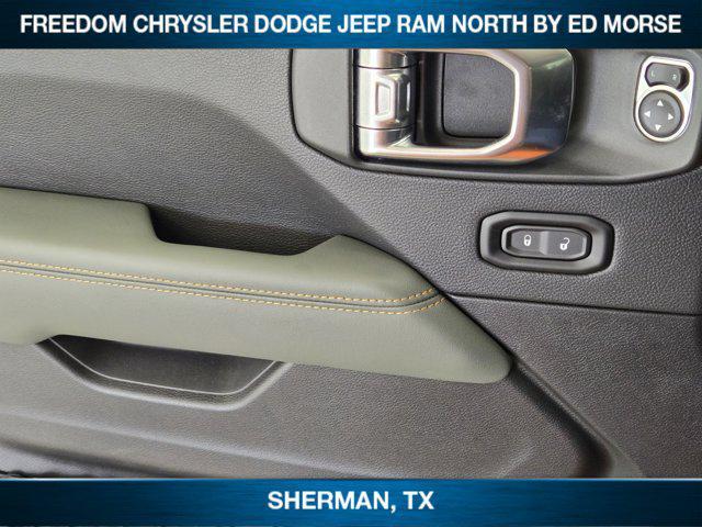 new 2025 Jeep Gladiator car, priced at $54,125