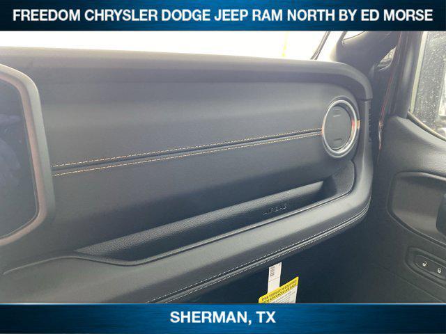 new 2025 Jeep Gladiator car, priced at $46,220
