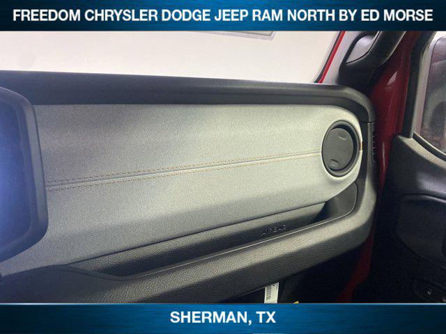 new 2025 Jeep Gladiator car, priced at $42,053